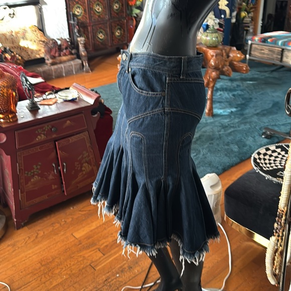 Alexander McQueen tulip denim skirt - Picture 4 of 8
